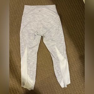 Lululemon leggings 25”, grey and white, size 8